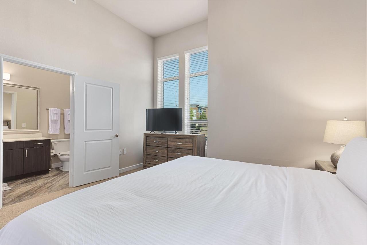 Apartment Stayovr At Galatyn Park *